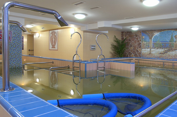 Súlyfürdő medence Súlyfürdő, Súlyfürdő berendezés, Súlyfürdő tartozék, Súlyfürdő tartozékok, Súlyfürdő kezelés